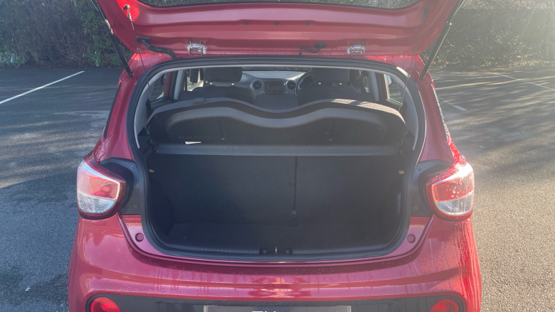 Hyundai i10 1.0 SE 5dr Petrol Hatchback